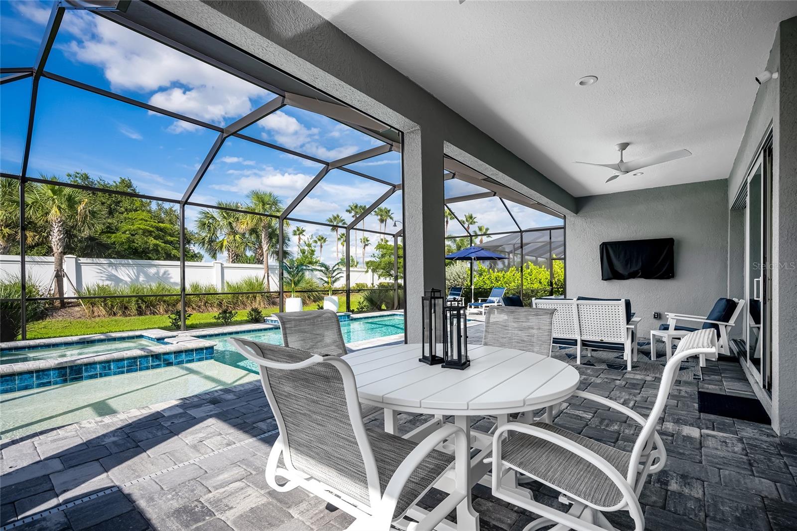 AVELINA WELLEN PARK VILLAGE F-2 - Residential