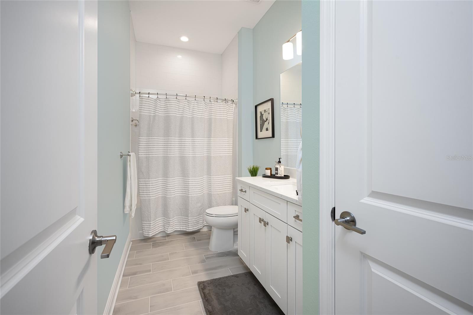 AVELINA WELLEN PARK VILLAGE F-2 - Residential