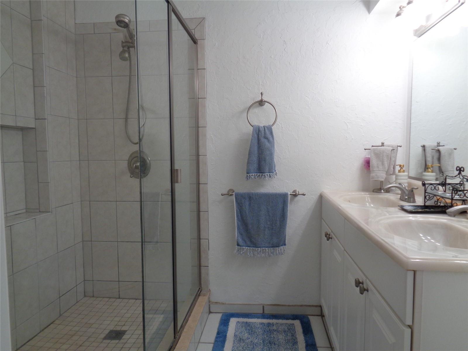 0557 - SOUTH HIGHLAND AMENDED PLAT - Residential