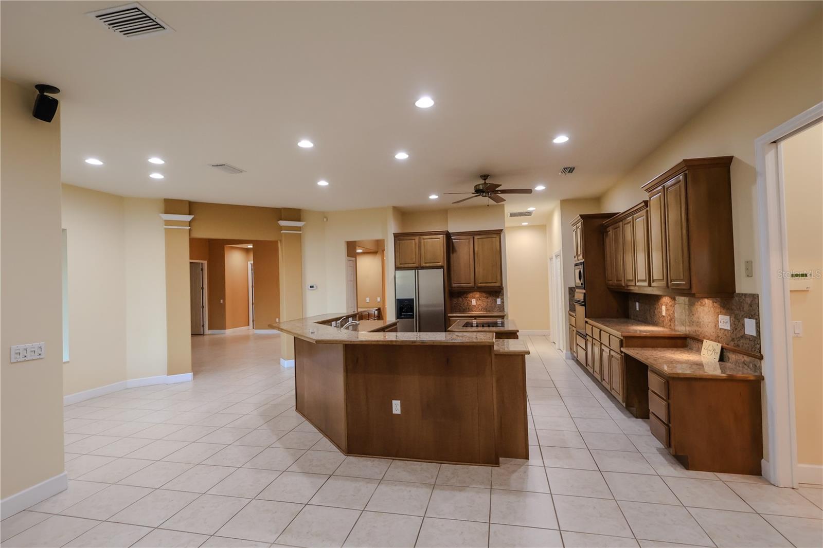 LAUREL RUN - Residential
