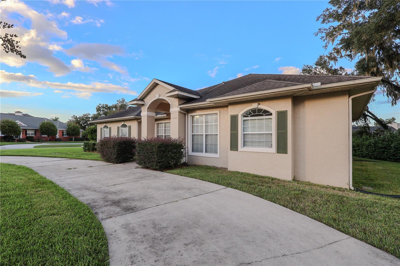 LAUREL RUN - Residential