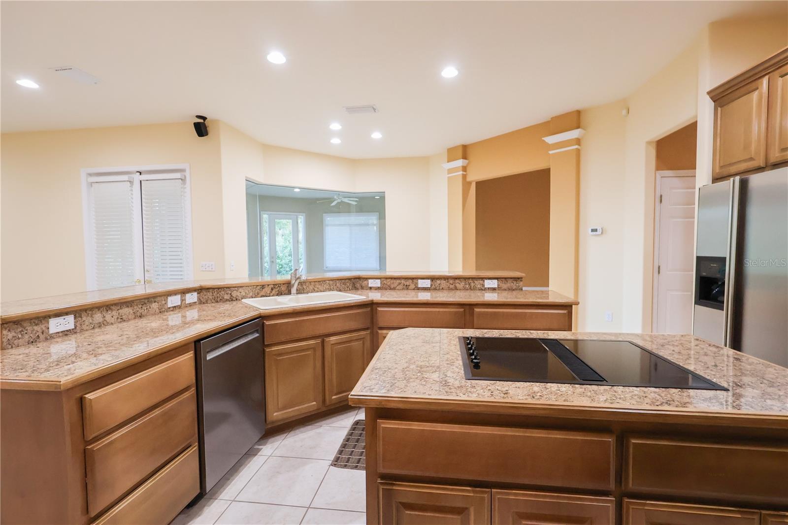 LAUREL RUN - Residential