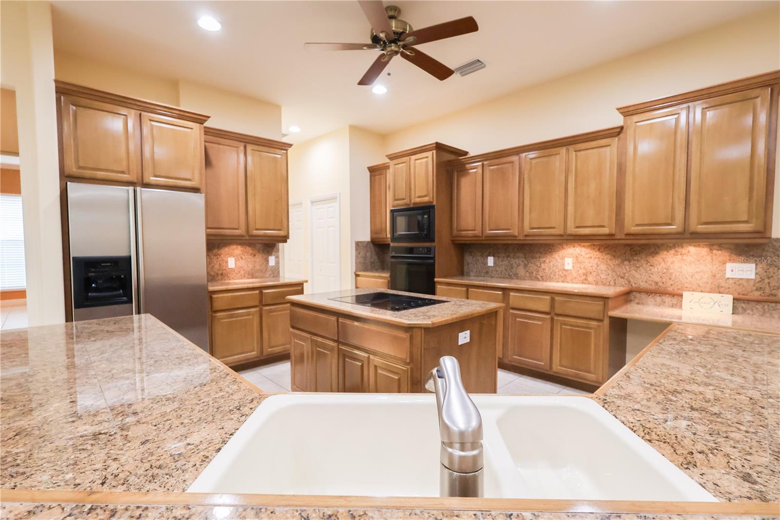 LAUREL RUN - Residential