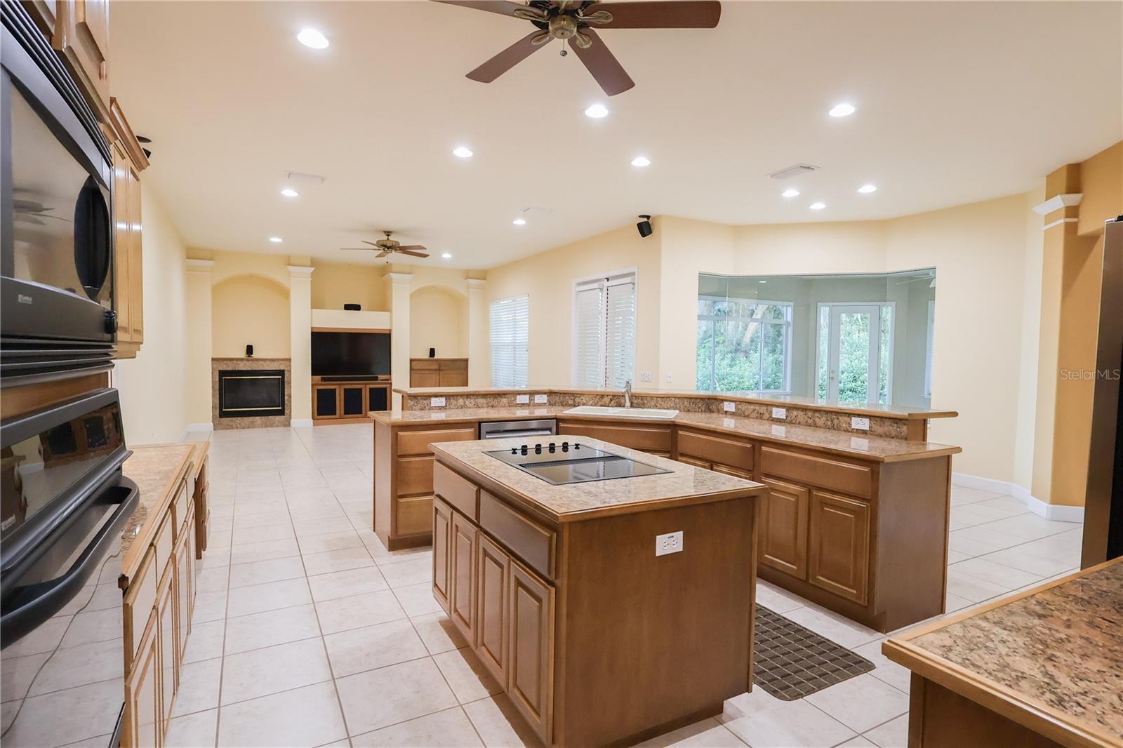 LAUREL RUN - Residential