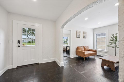 Tiny photo for 25 E Pinecrest Avenue, Eustis, FL 32726 (MLS # O6431856)