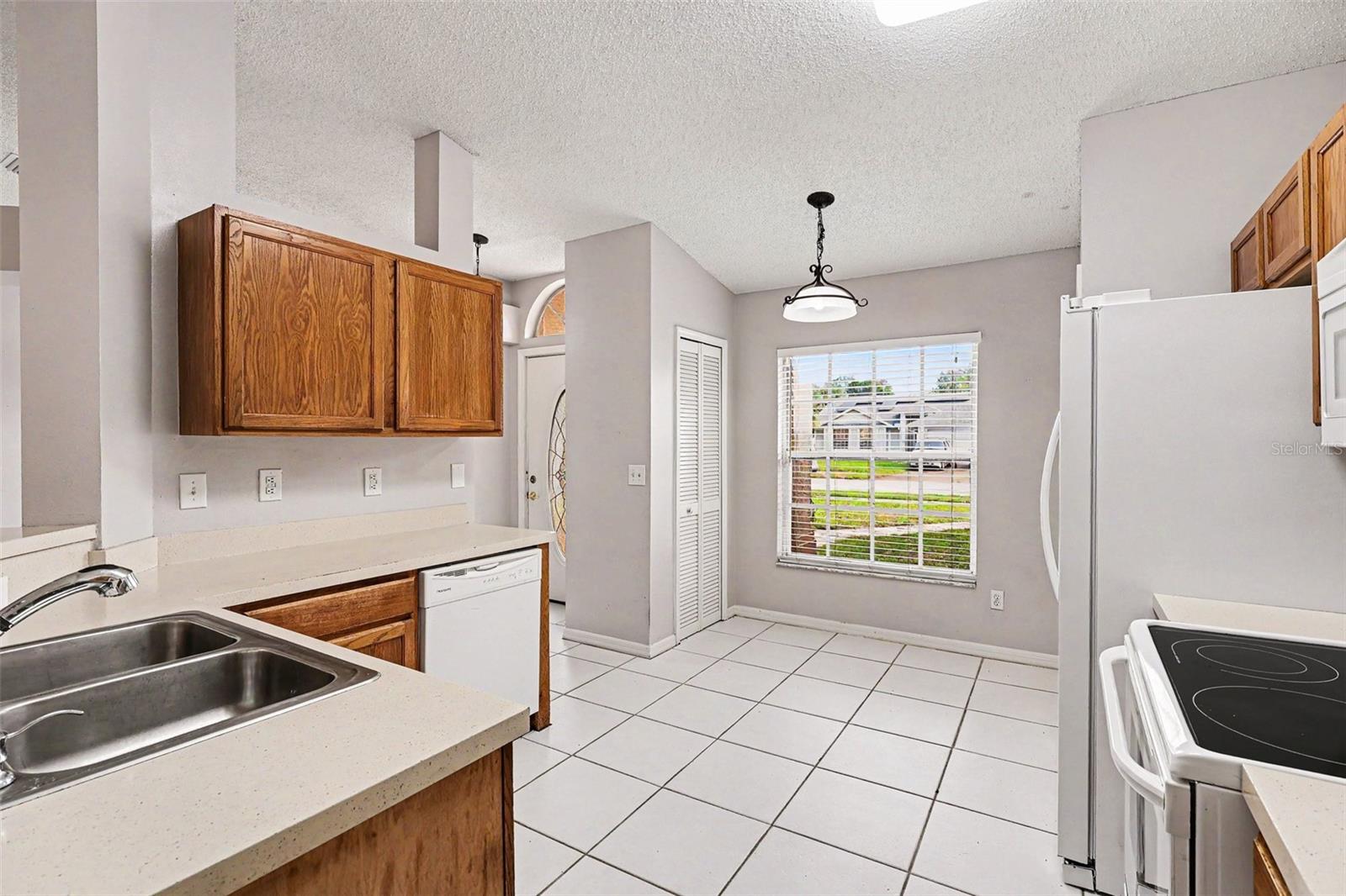 805 TOPAZ DRIVE