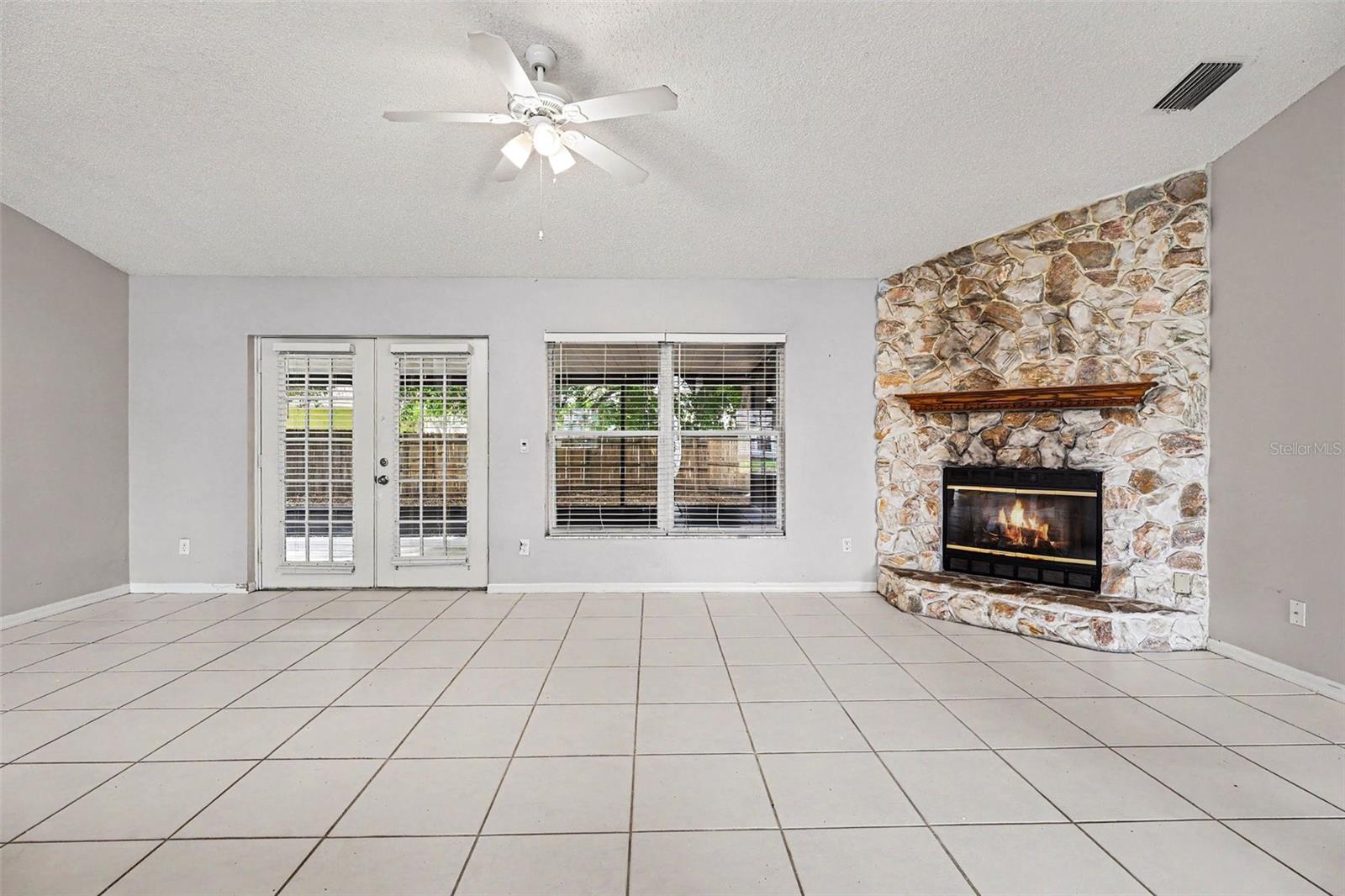 805 TOPAZ DRIVE