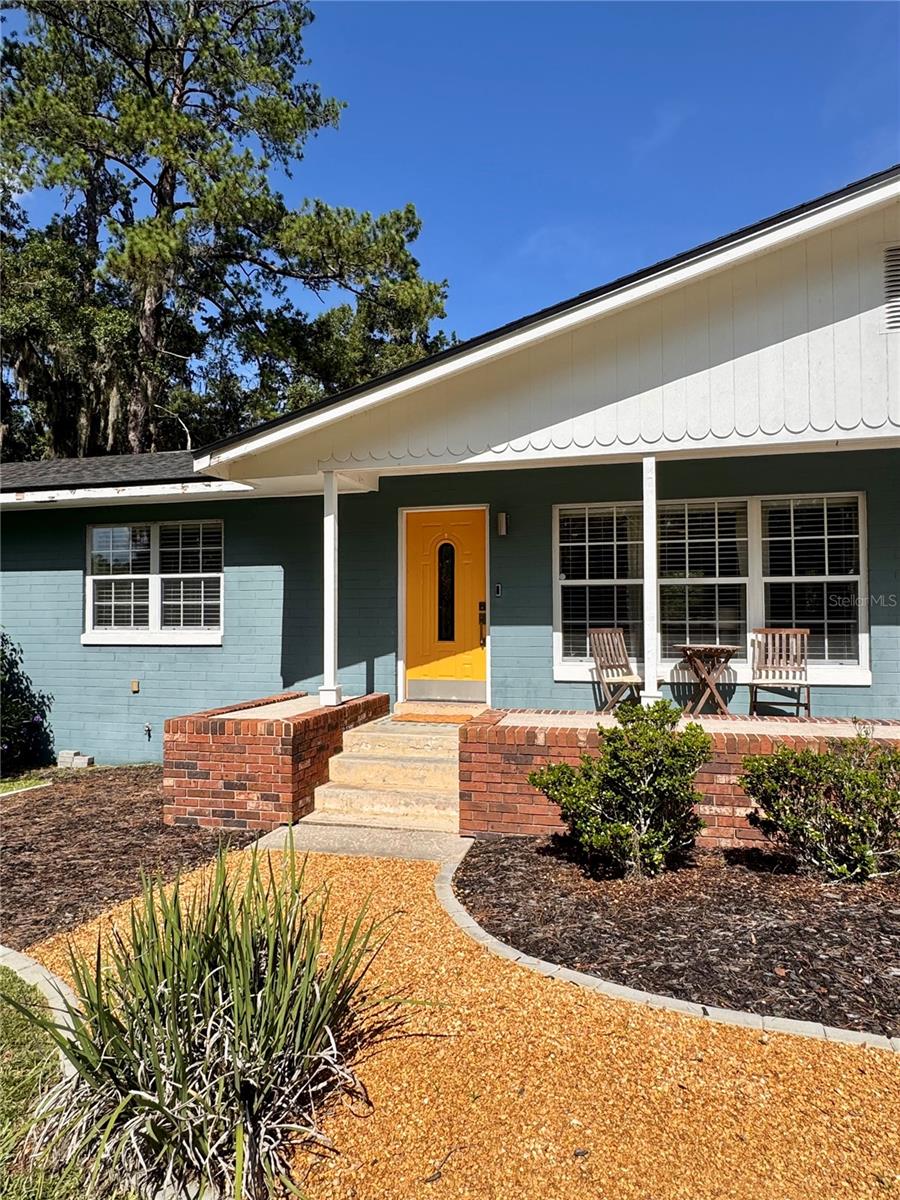 706 SE 28TH AVENUE