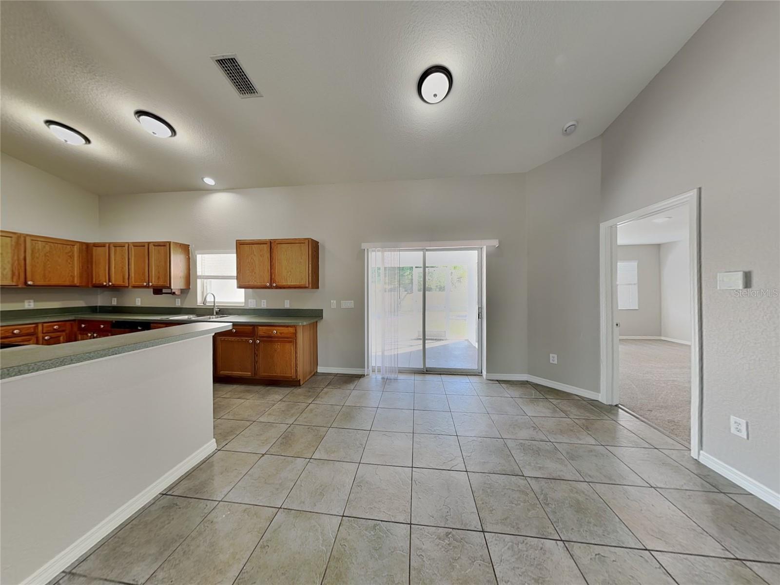 PORT CHARLOTTE SUB 32 - Residential Lease