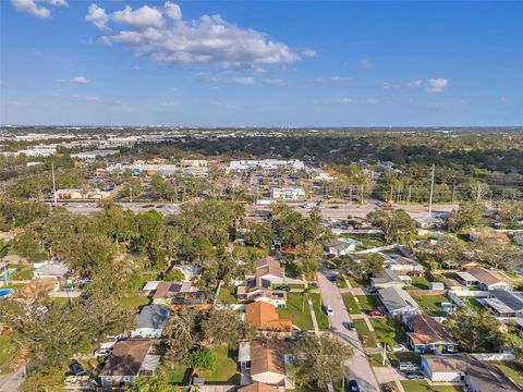 A home in SEMINOLE