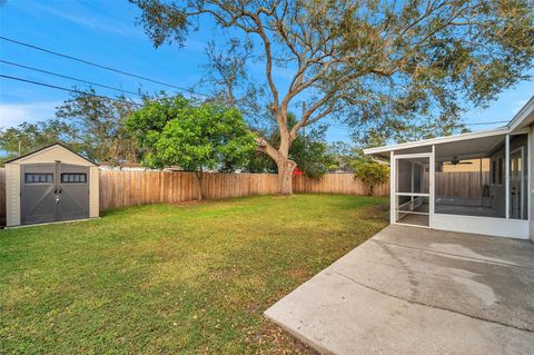 A home in SEMINOLE