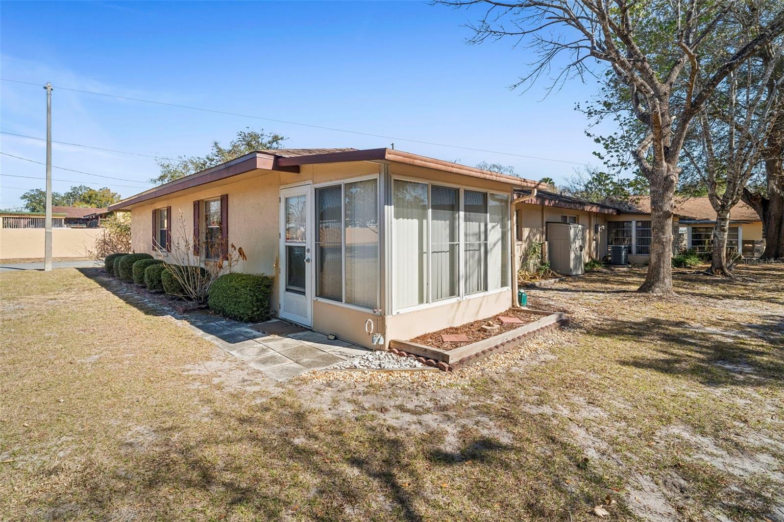 VILLA VILLAR 01-03 PH 02 - Residential