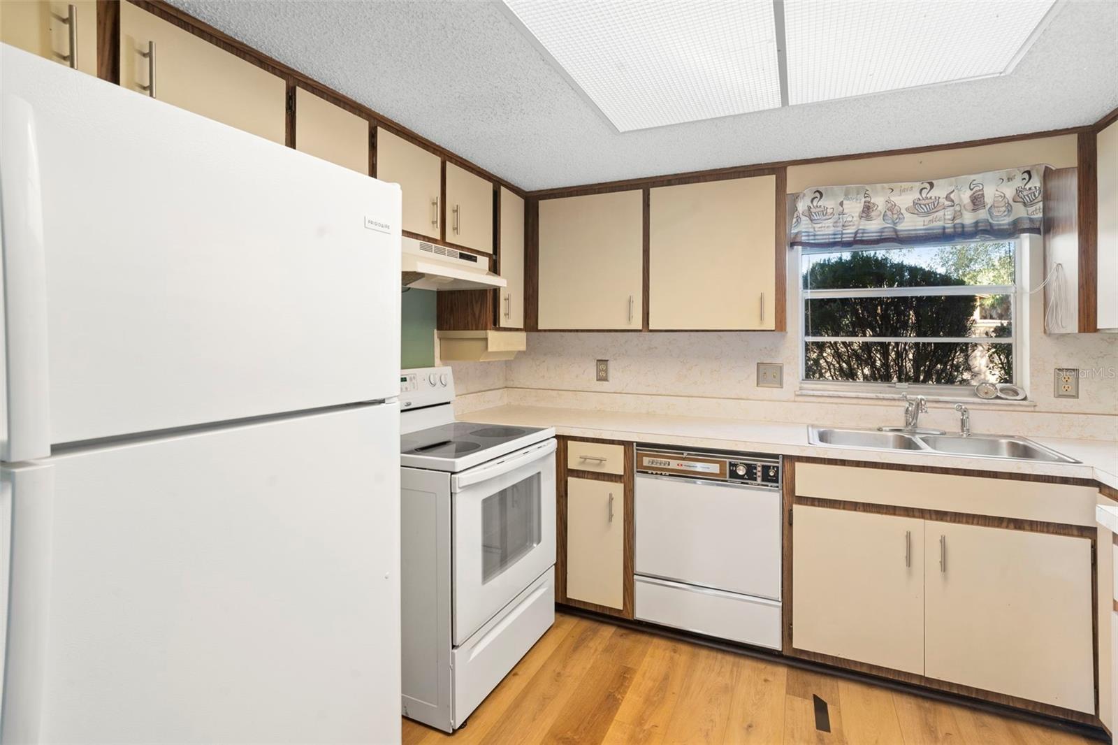 VILLA VILLAR 01-03 PH 02 - Residential