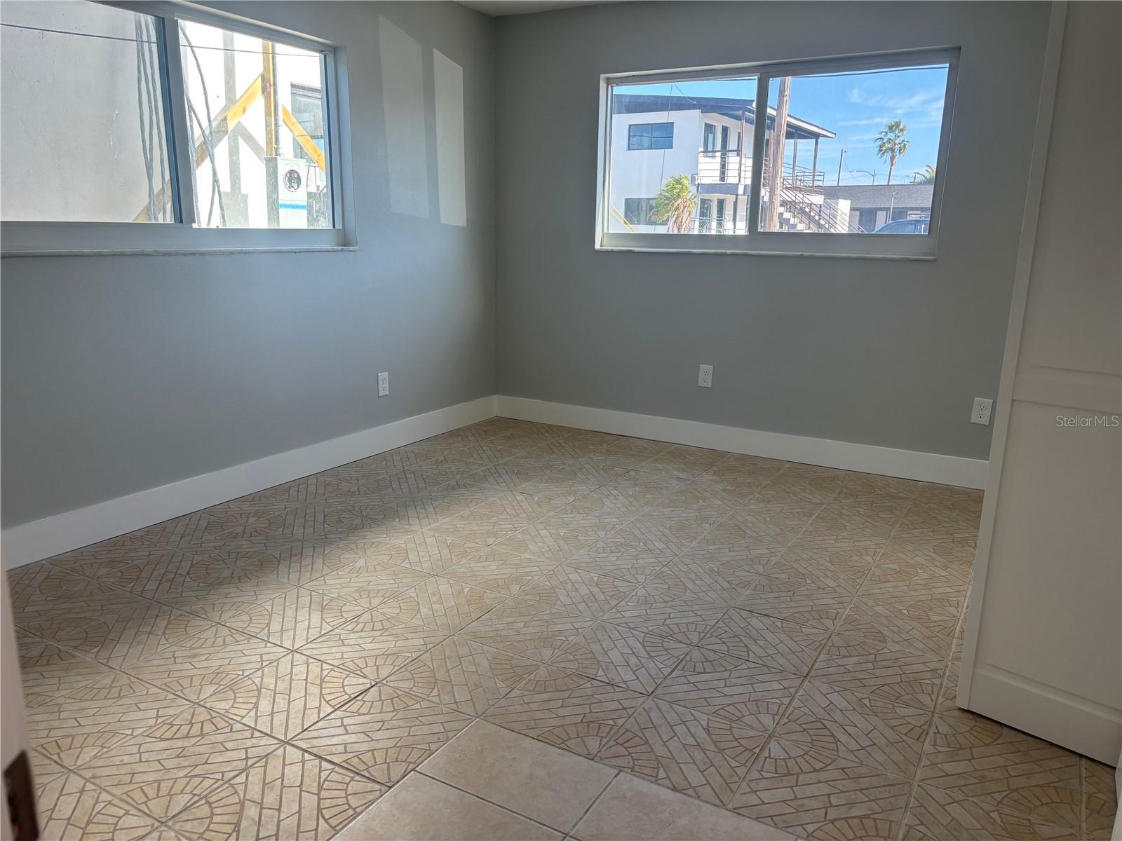 COSMO CONDO - Residential Lease