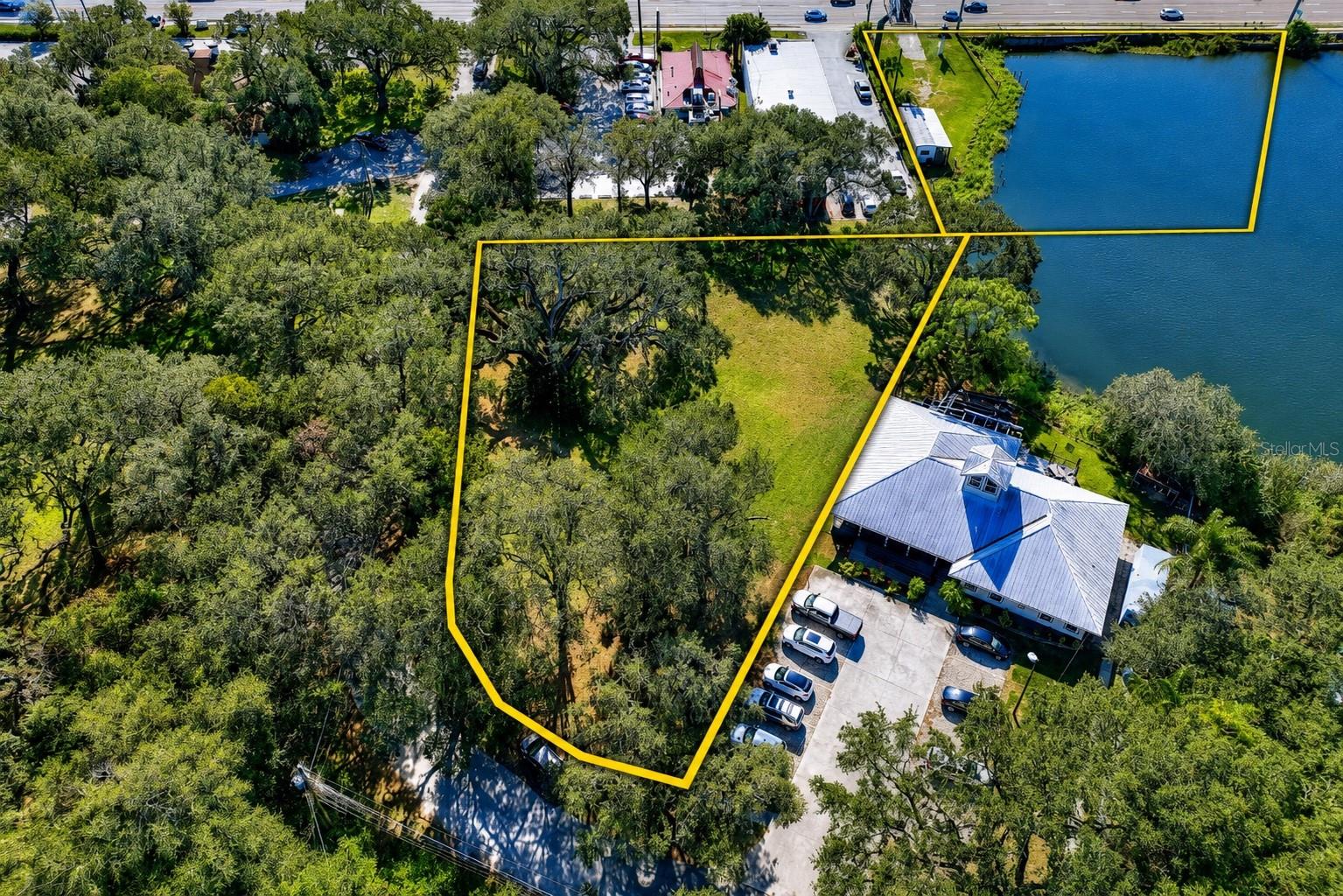 1214 W BRANDON BOULEVARD