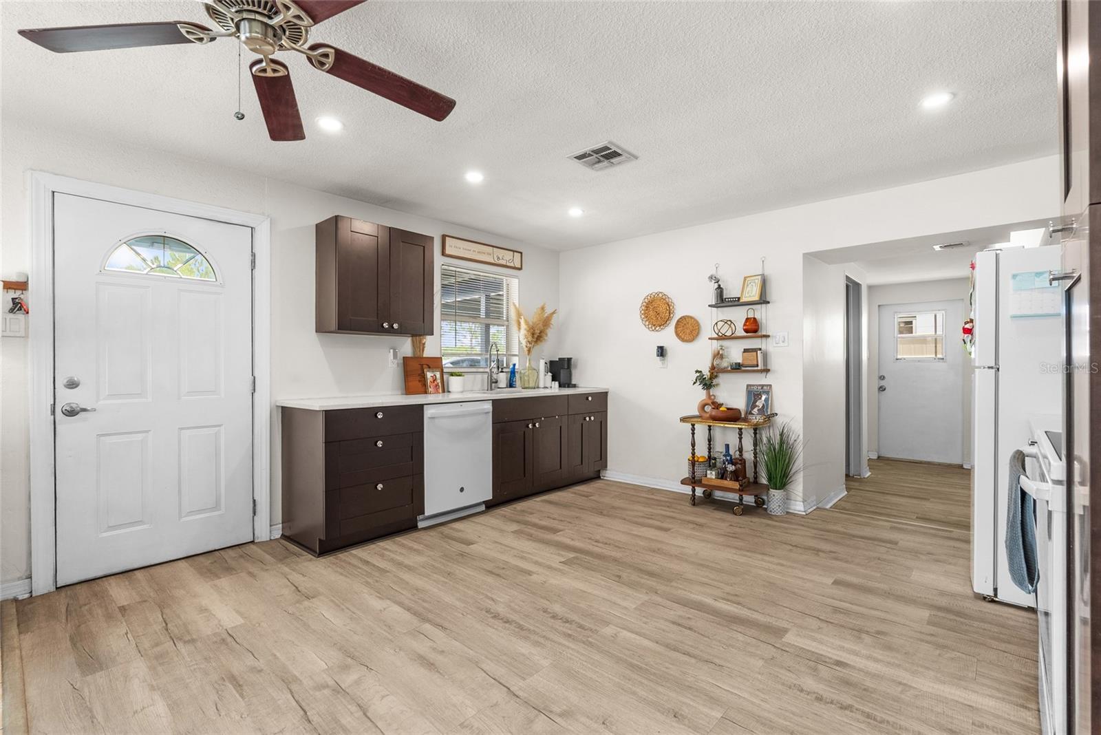 JUANITA PARK - Residential