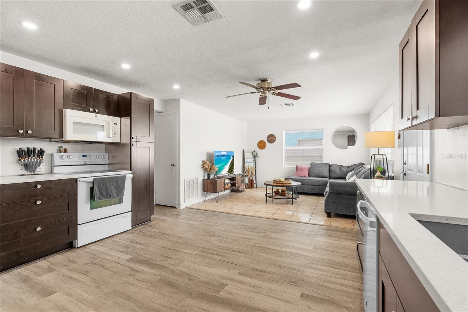 JUANITA PARK - Residential