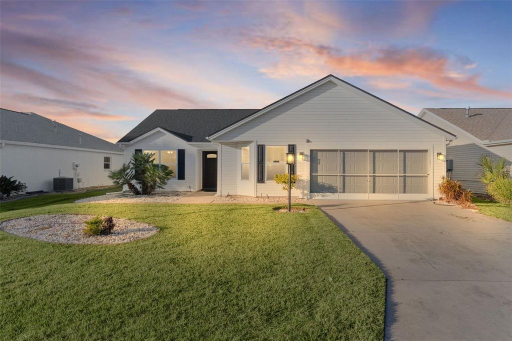 Photo of 3065 Glenwood Place, The Villages, FL 32162 (MLS # G5105996)
