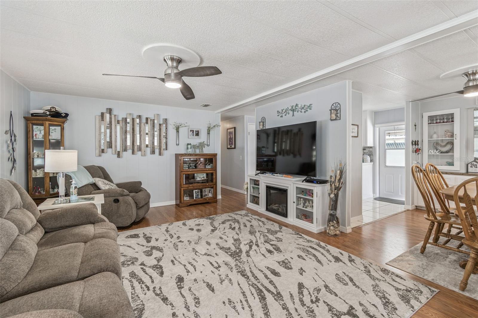 PALM HILL MOBILE HOME PARK UNREC - Residential