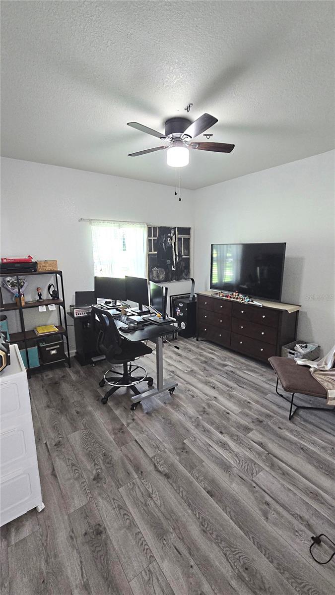 ROCK SPGS HOMESITES - Residential