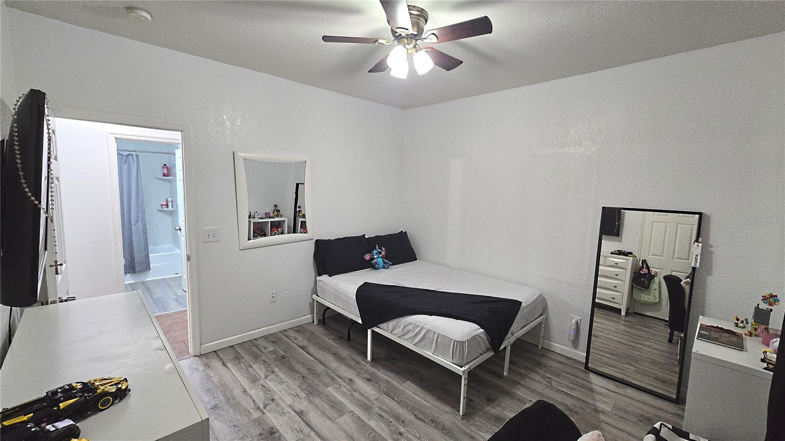 ROCK SPGS HOMESITES - Residential