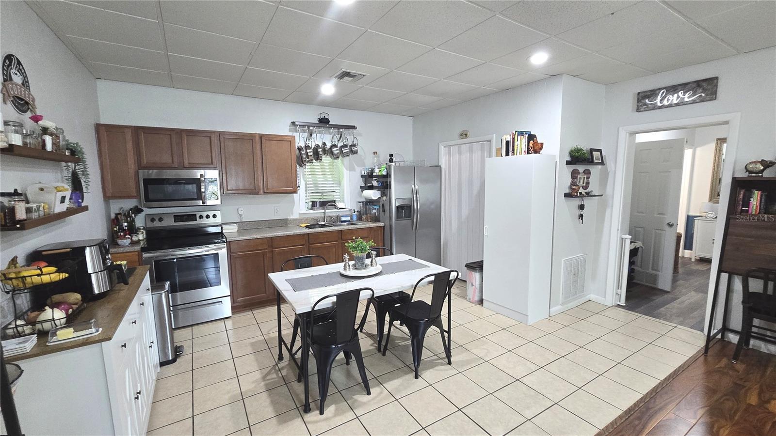 ROCK SPGS HOMESITES - Residential