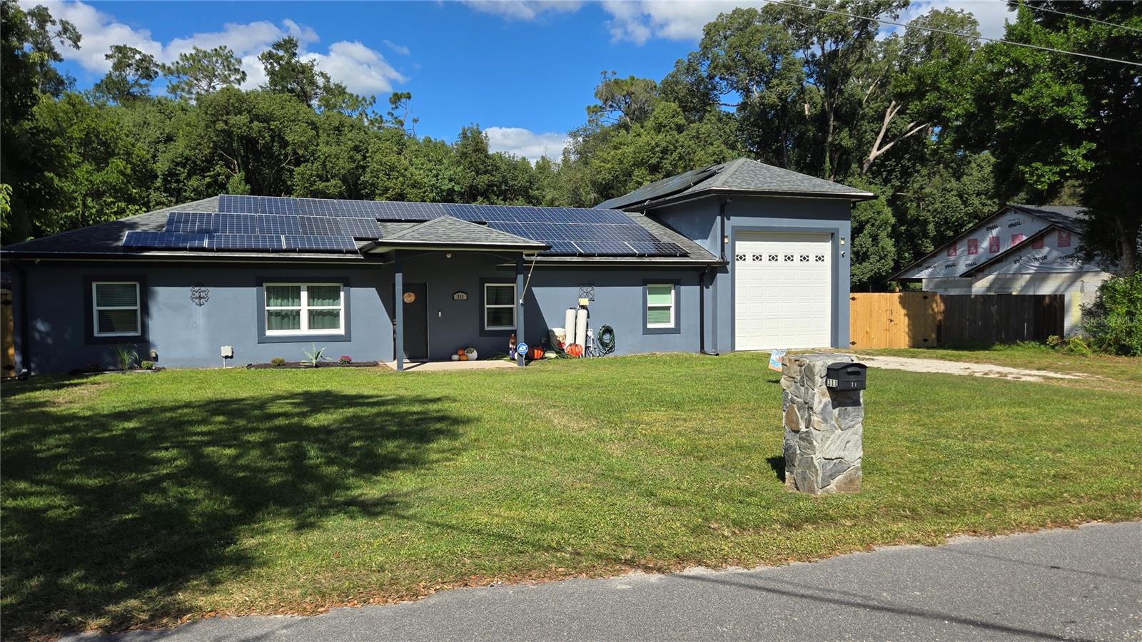 ROCK SPGS HOMESITES - Residential