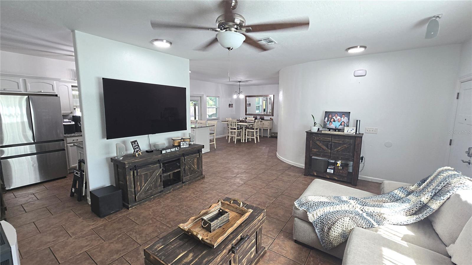 ROCK SPGS HOMESITES - Residential