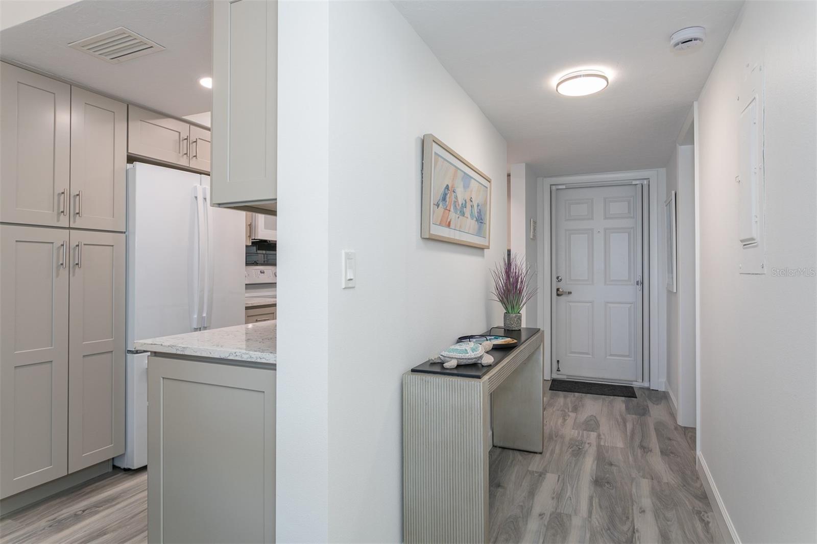 VENICE SANDS - Residential