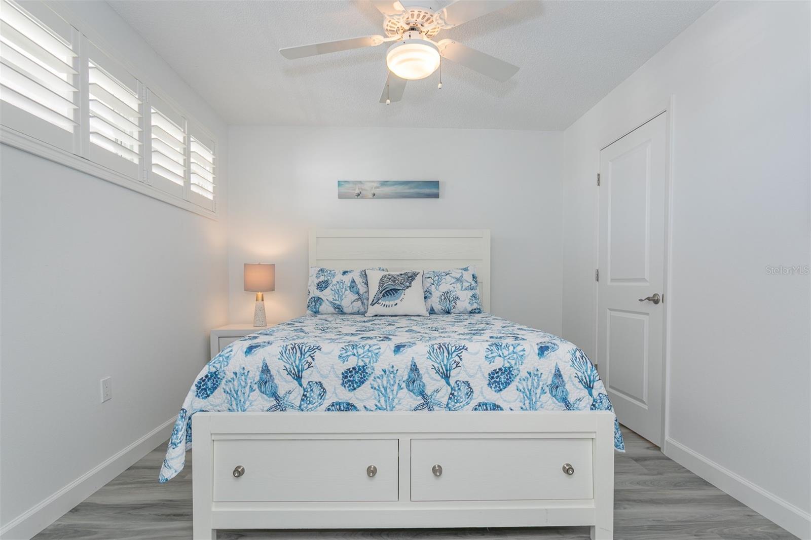 VENICE SANDS - Residential