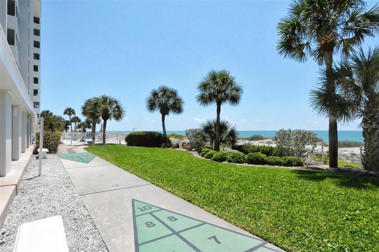 VENICE SANDS - Residential