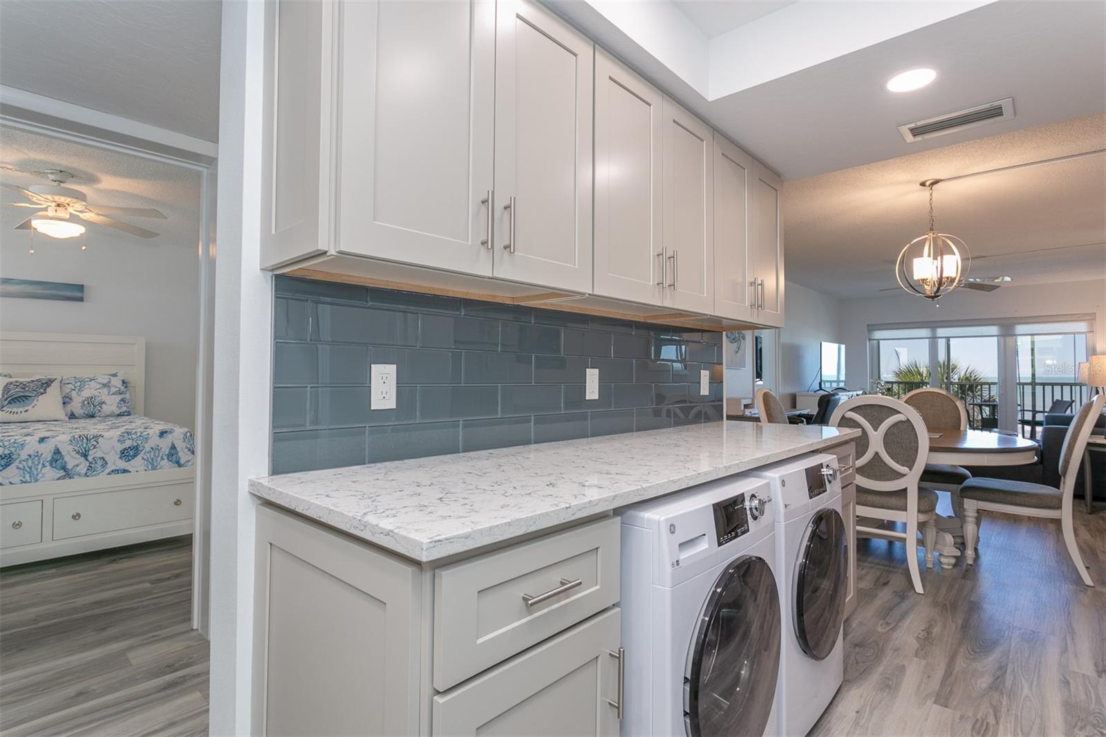 VENICE SANDS - Residential