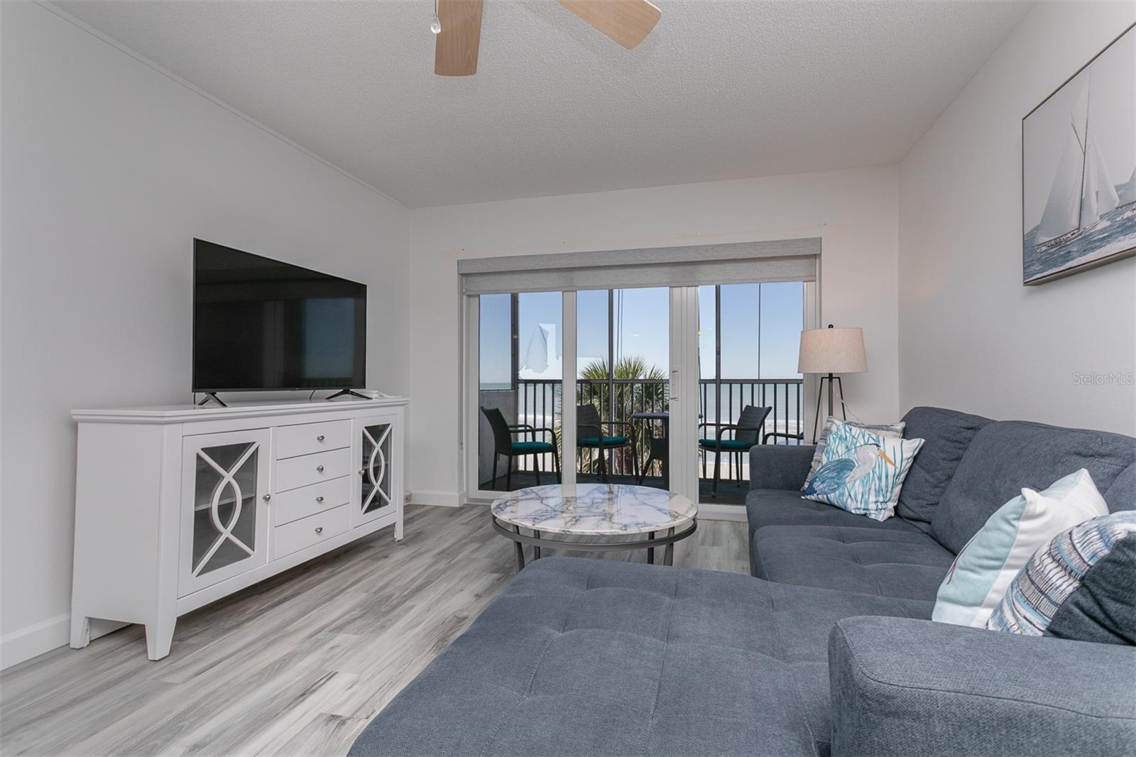 VENICE SANDS - Residential