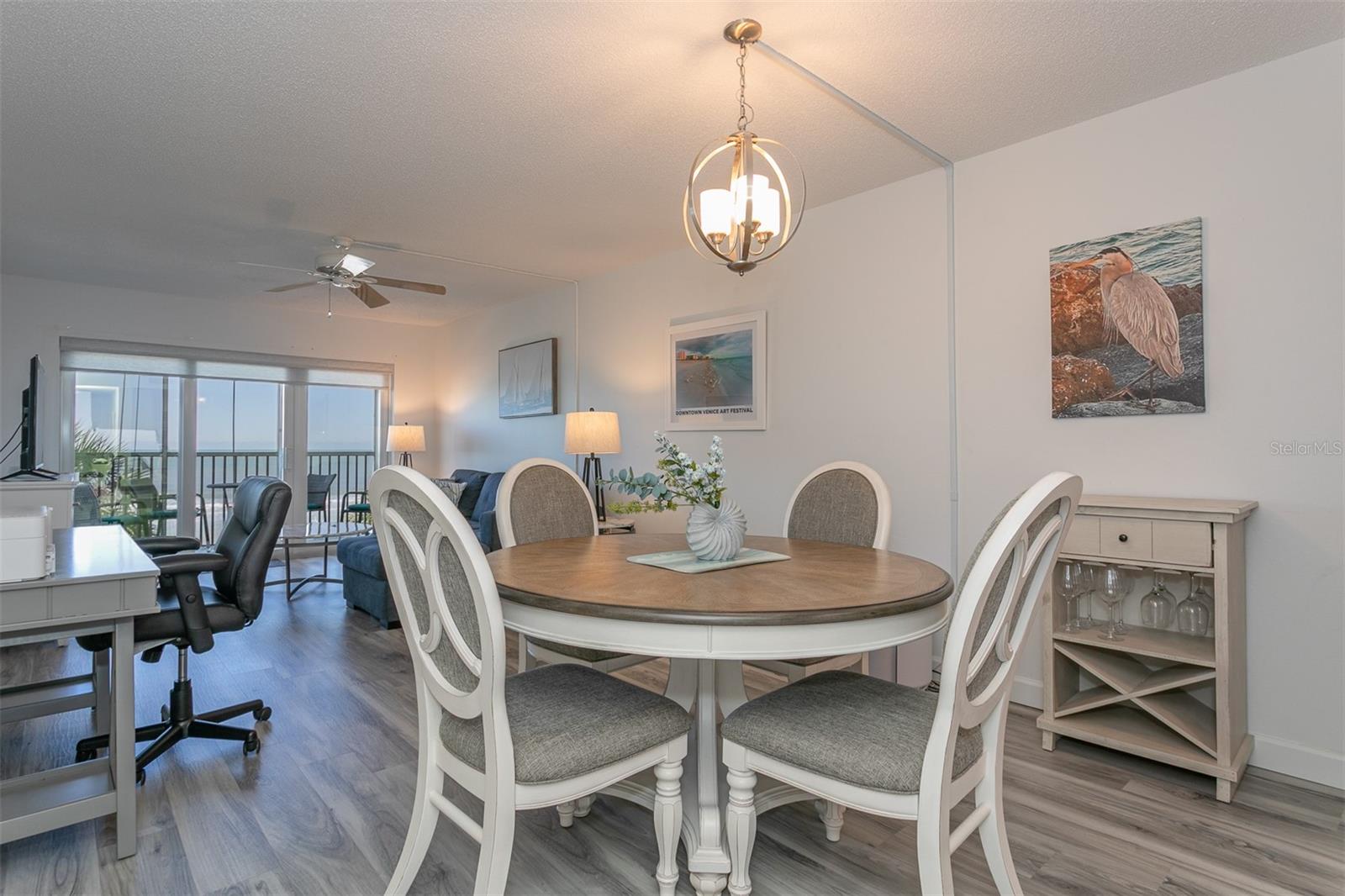 VENICE SANDS - Residential