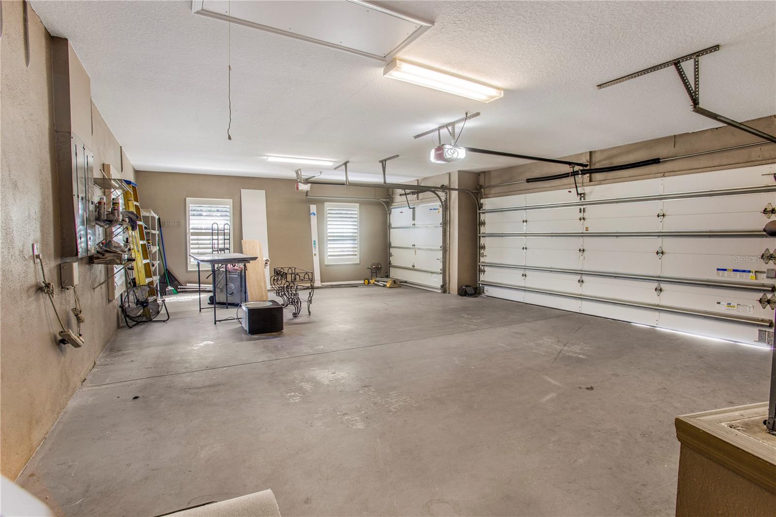 BAYOU CLUB ESTATES REPLAT PHASE 2 - Residential