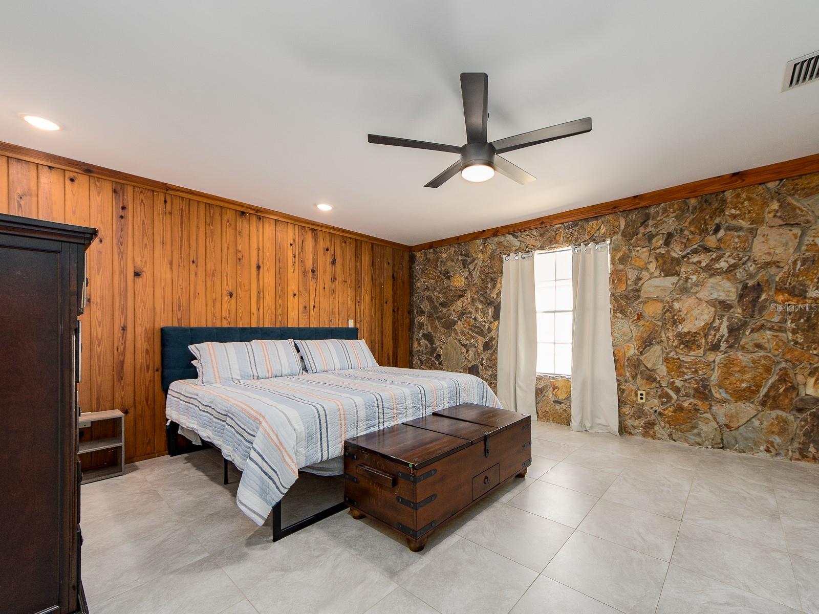 CITRUS HEIGHTS MANOR 1ST ADD - Residential