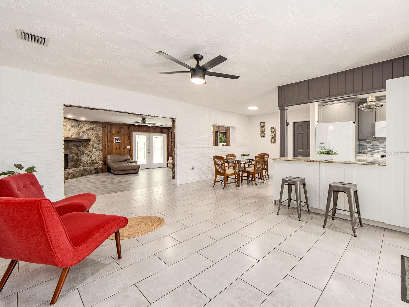 CITRUS HEIGHTS MANOR 1ST ADD - Residential