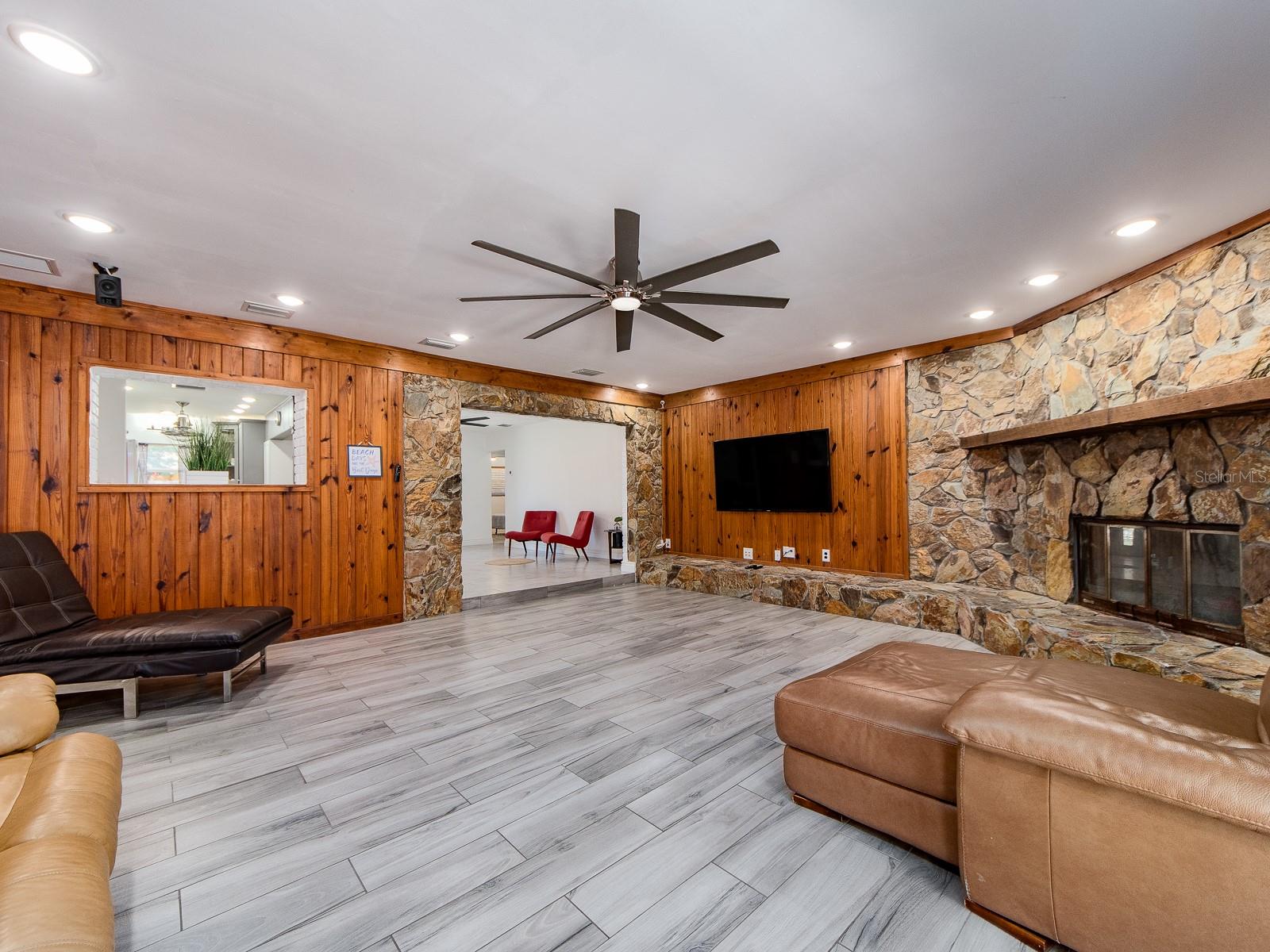 CITRUS HEIGHTS MANOR 1ST ADD - Residential