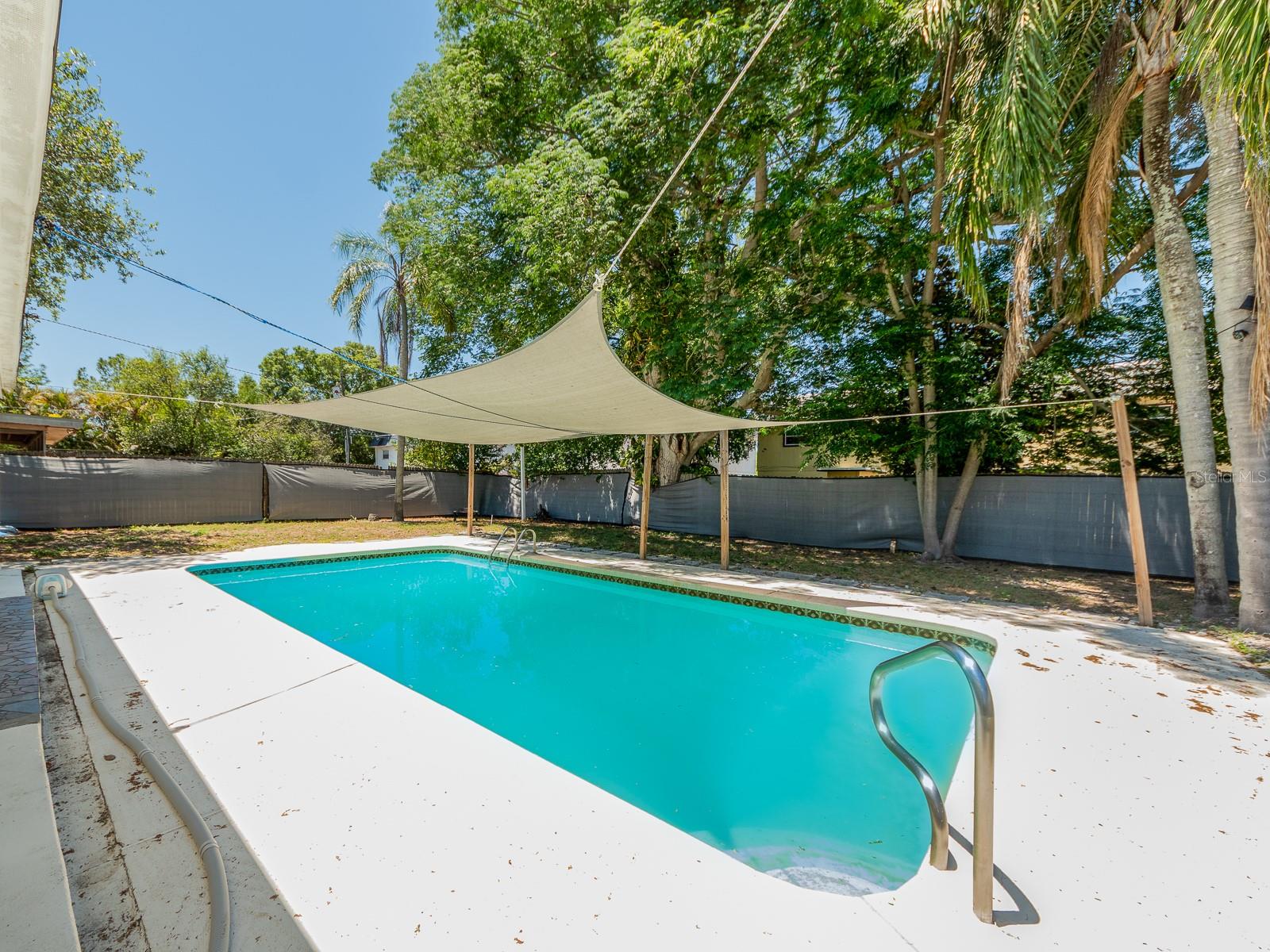 CITRUS HEIGHTS MANOR 1ST ADD - Residential