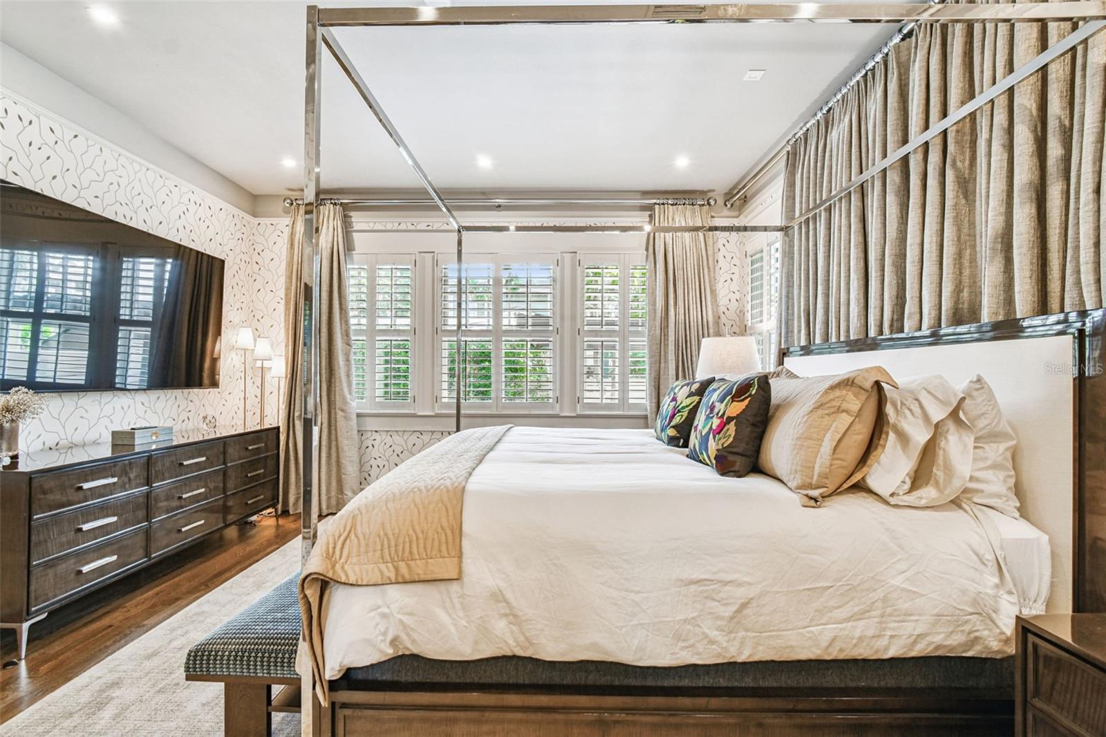 WECKLERS JULIA SUB - Residential