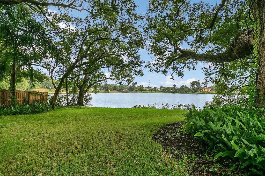Photo of 2913 Carmia Drive, Orlando, FL 32806 (MLS # O6349665)