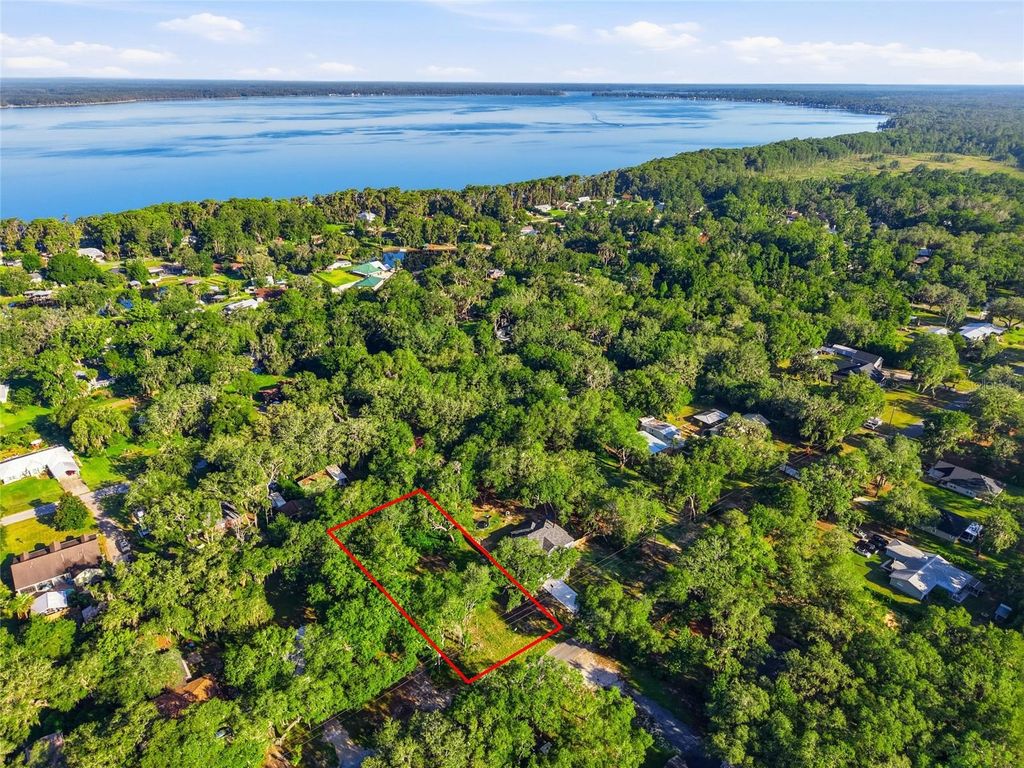 Photo of 00 SE 2nd Avenue, Melrose, FL 32666 (MLS # GC541829)
