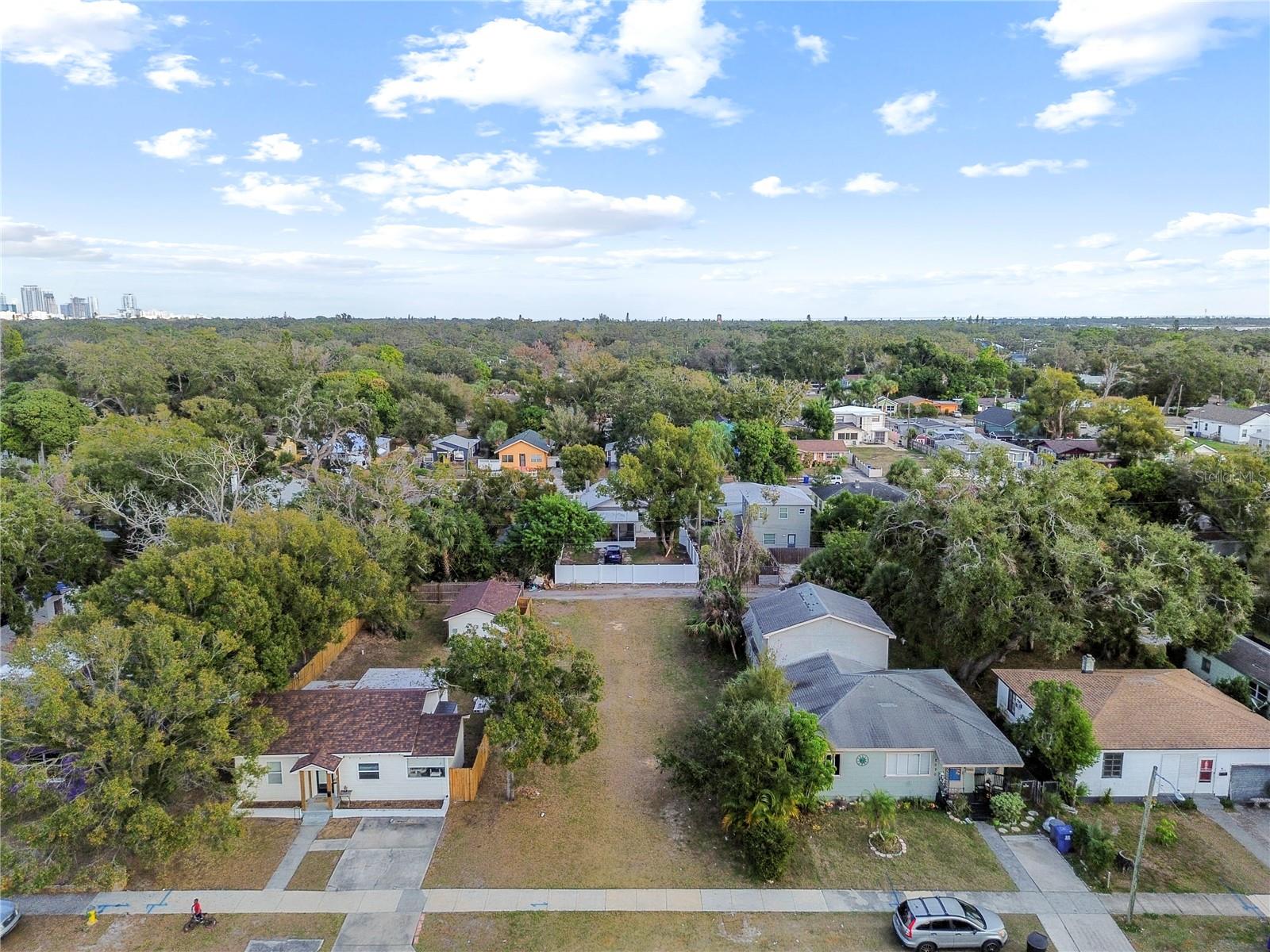 ROSEMOUND GROVE 2 - Land