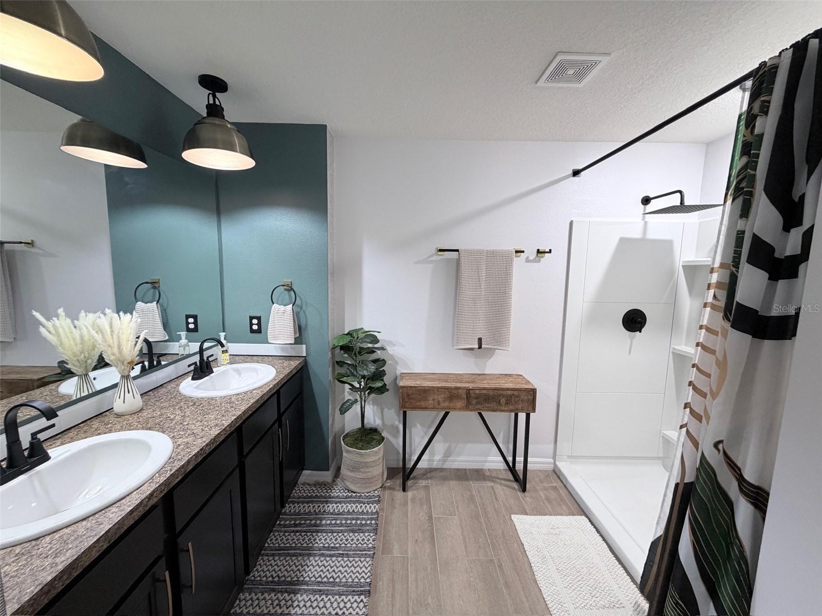 ARBOR GREENS PH II UNIT III PB 36 PG 60 - Residential