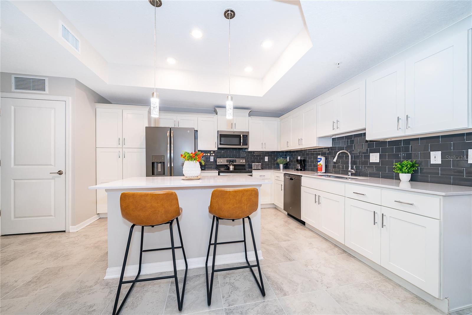 THE TERRACES AT STOREY LAKE CONDO NO 2 PH 7 - Residential