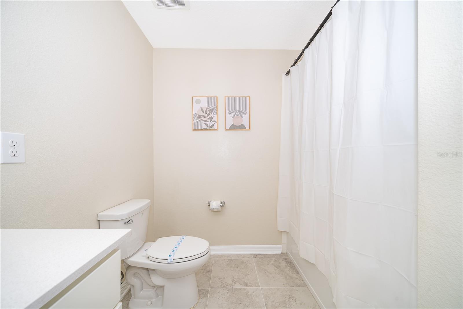 THE TERRACES AT STOREY LAKE CONDO NO 2 PH 7 - Residential