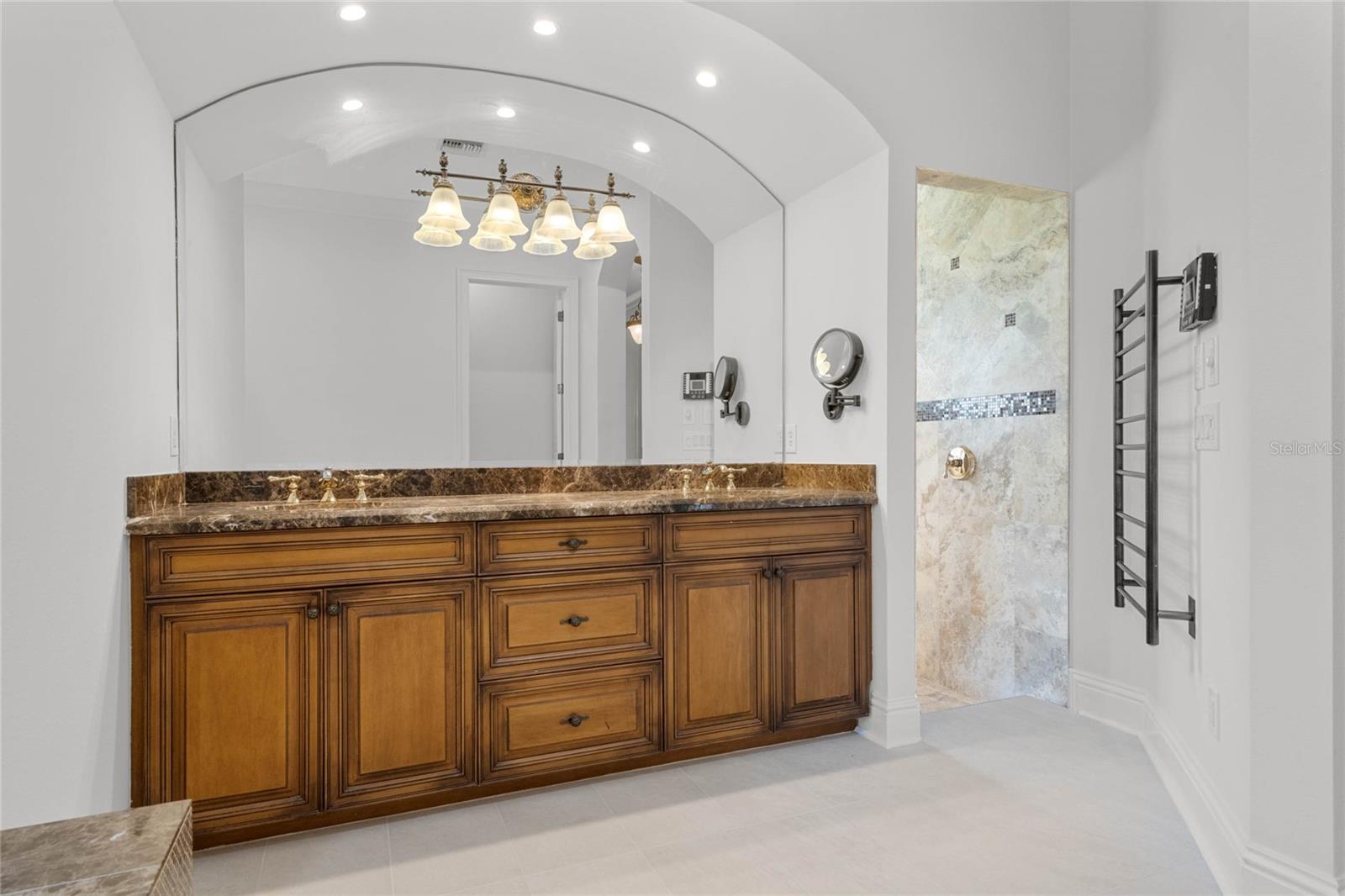 CELEBRATION SOUTH VILLAGE - Residential