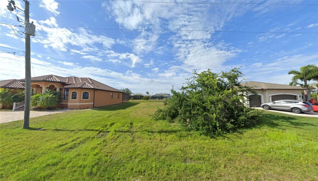 Photo of 117 Medalist Road, Rotonda West, FL 33947 (MLS # OM718989)