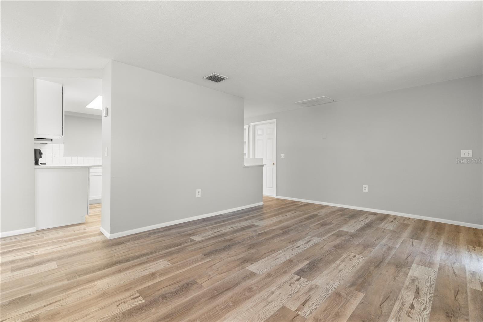 HOLIDAY HILLS - Residential