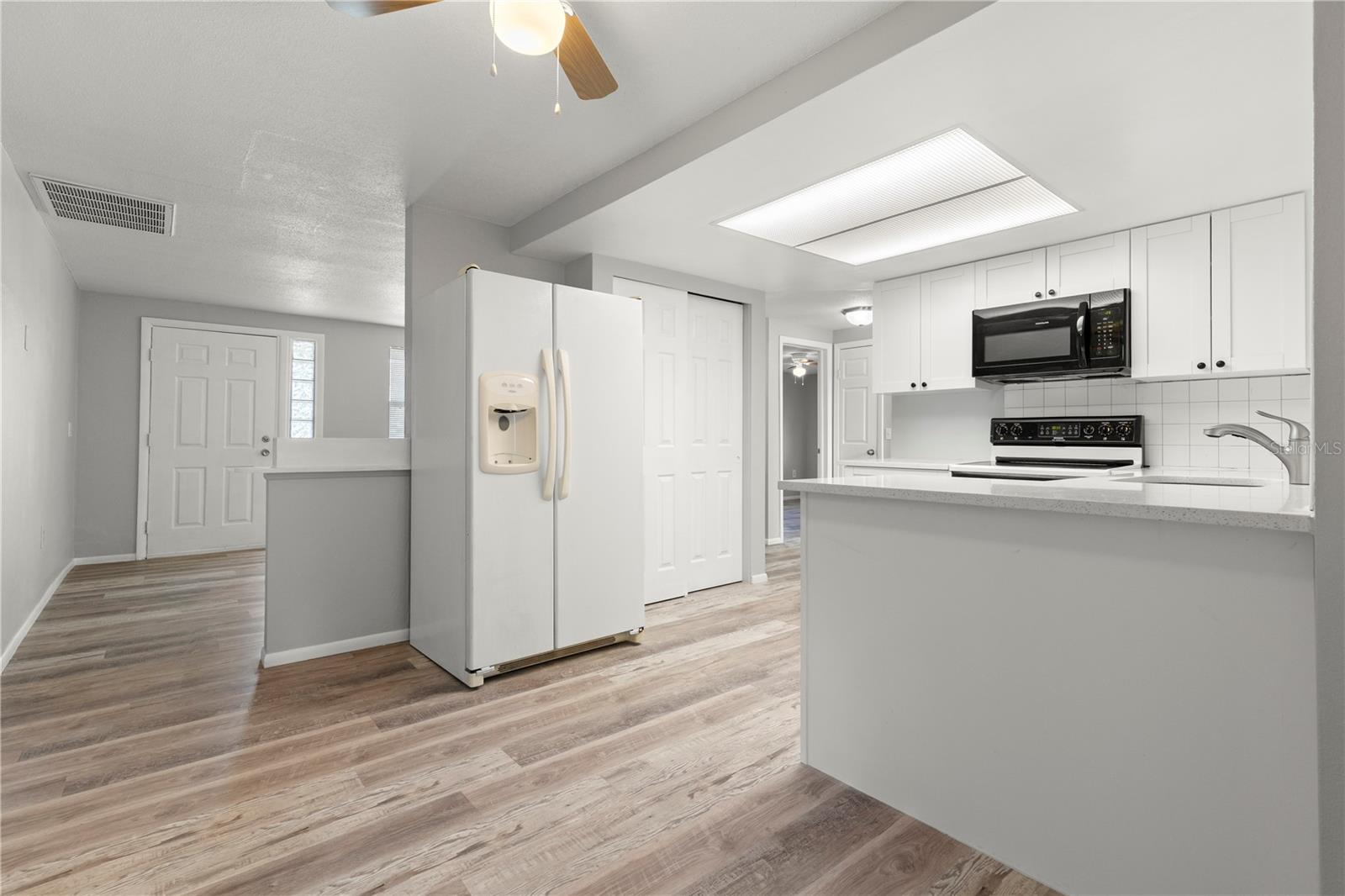 HOLIDAY HILLS - Residential